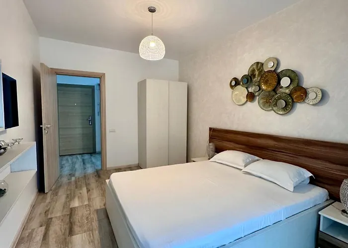 Lamera - Desilva Cu Parcare La 200m De Plaja